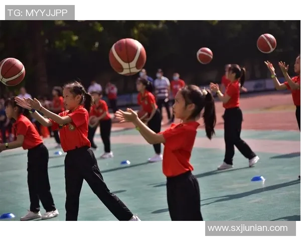 创新小学体育课程实施方案促进学生全面发展与健康成长